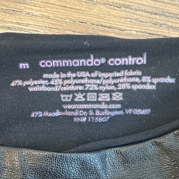 Commando Control Black Textured Leggings Size M‎ - Picture 4 of 4